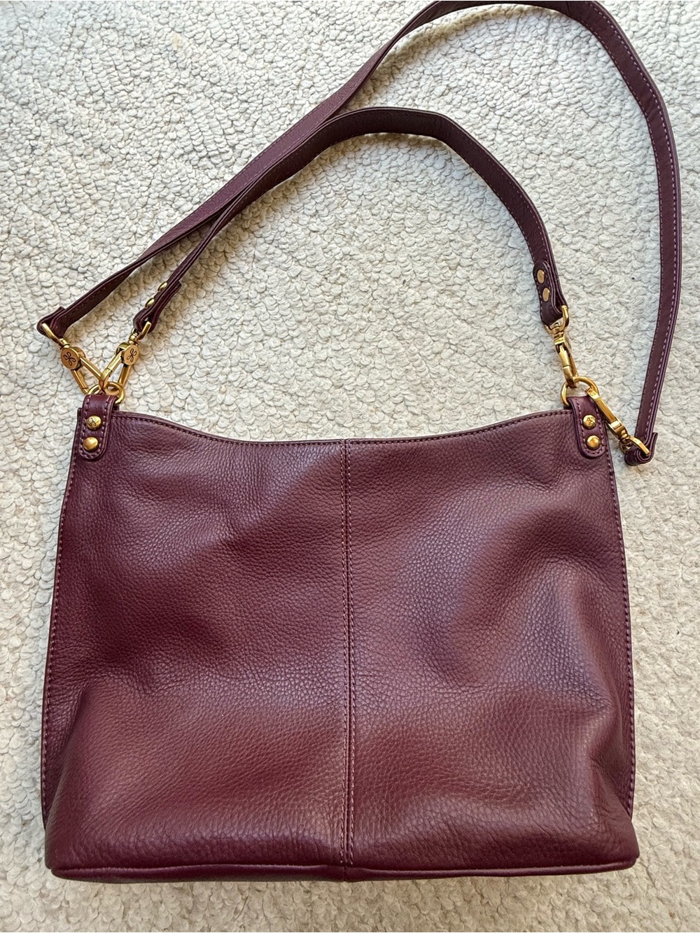 Leather Shoulder Bag in Mulberry Glaze